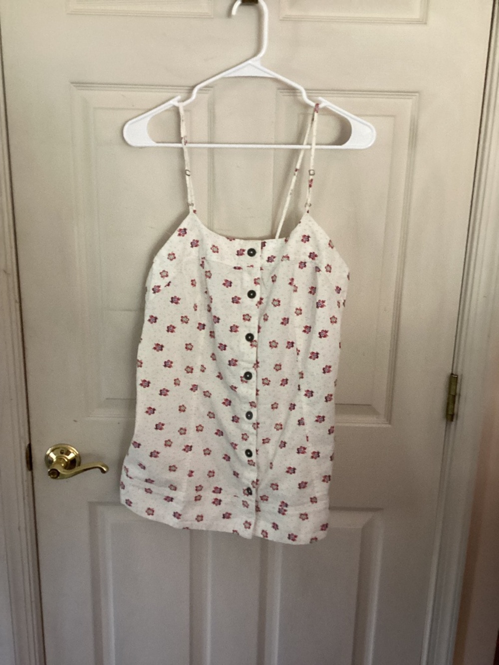 NWOT FREE PEOPLE ADJUSTABLE STRAP TANK TOP. MEDIUM